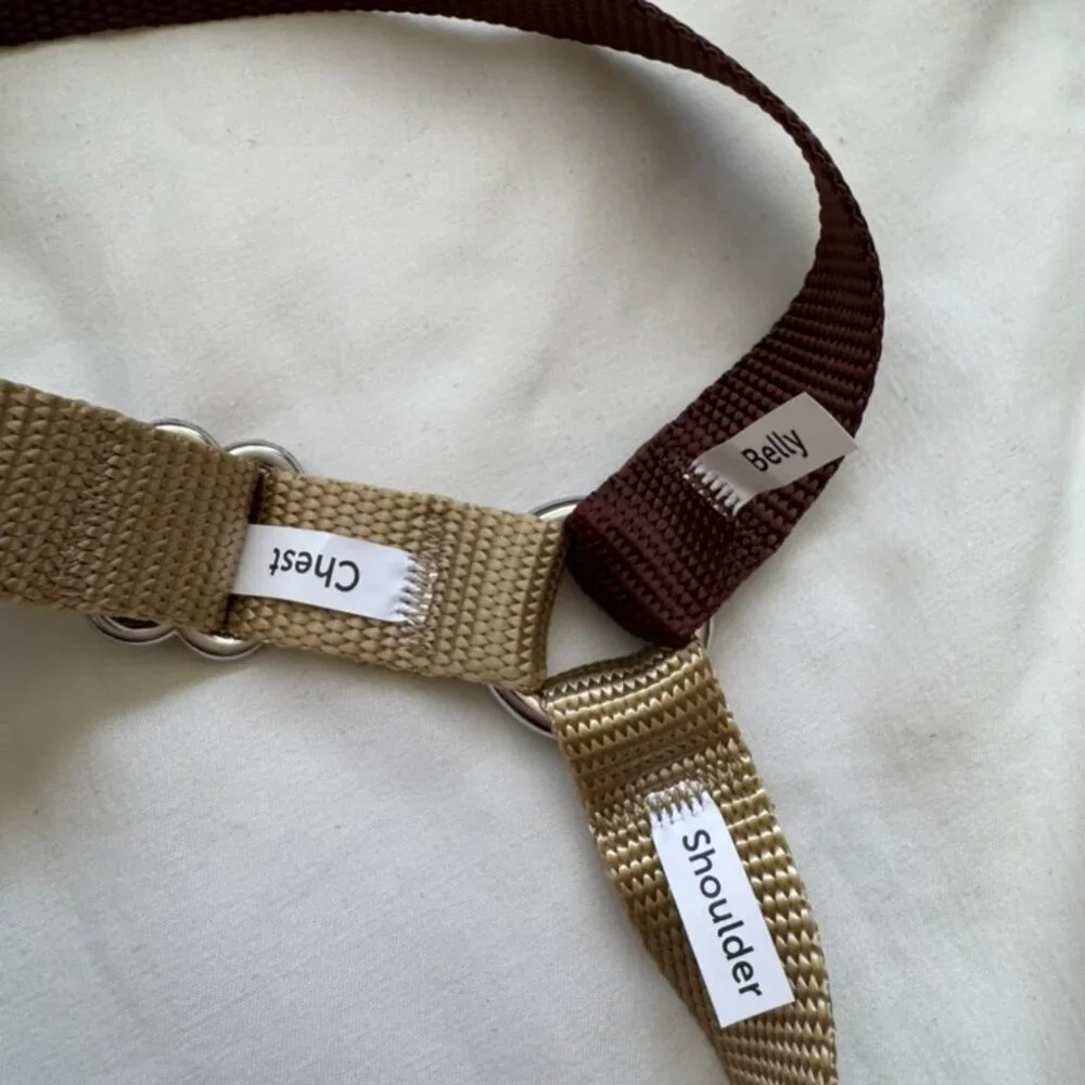 NWT PetSafe Easy Walk No-Pull Dog Harness, Size Medium, Fawn/Brown Color